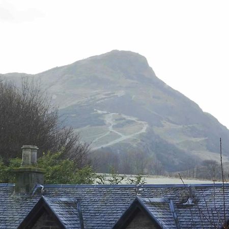 Edinburgh Stunning View Apartment 2 Bedrooms Bagian luar foto